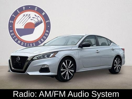 2022 Nissan Altima 2.5 SR