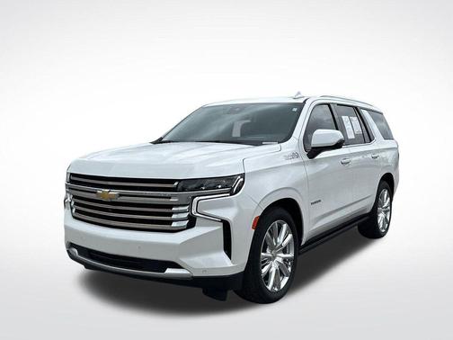 Iridescent Pearl Tricoat 2024 Chevrolet Tahoe High Country