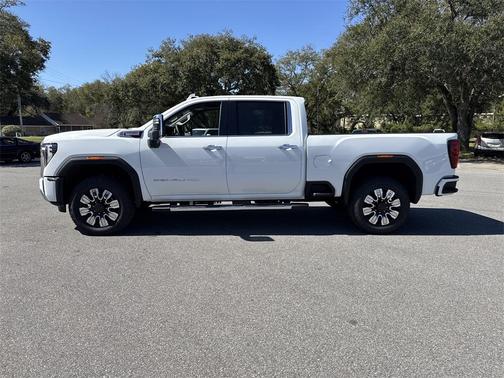 2025 GMC Sierra 2500 Denali