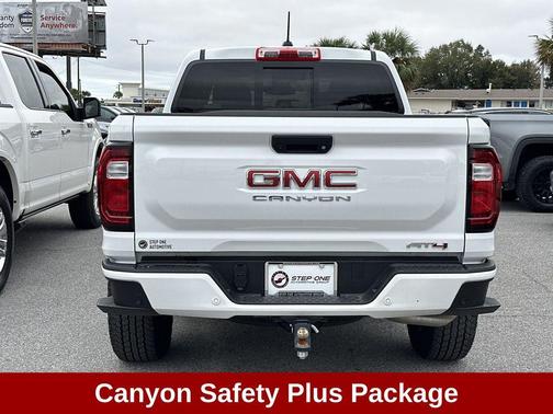 2025 GMC Canyon AT4