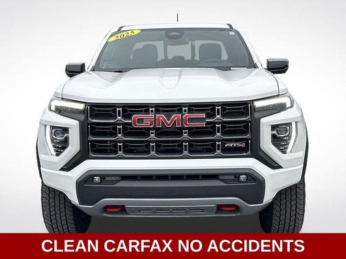 2025 GMC Canyon AT4