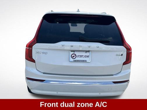 Crystal White 2024 Volvo XC90 B6 Plus Bright Theme 7-Seater