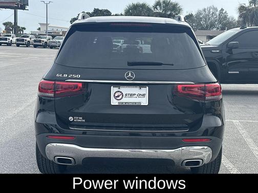 2021 Mercedes-Benz GLB 250 Base