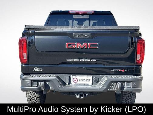 2023 GMC Sierra 1500 AT4X