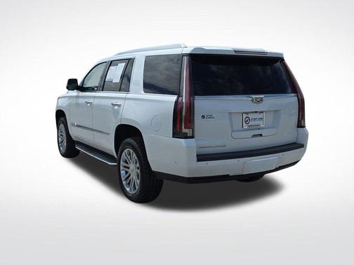 Crystal White Tri-Coat 2017 Cadillac Escalade Standard