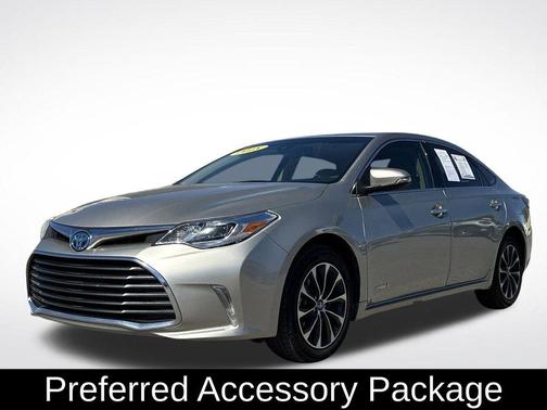 2018 Toyota Avalon Hybrid XLE Premium
