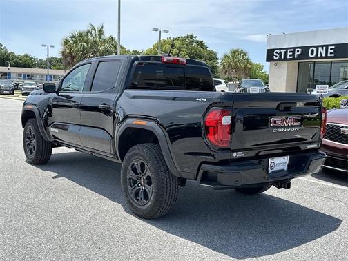 2025 GMC Canyon Elevation