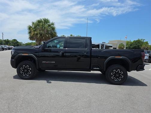 2025 GMC Sierra 2500 AT4X