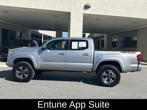 2017 Toyota Tacoma TRD Sport