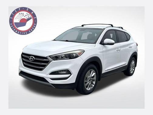 Dazzling White 2016 Hyundai TUCSON Eco
