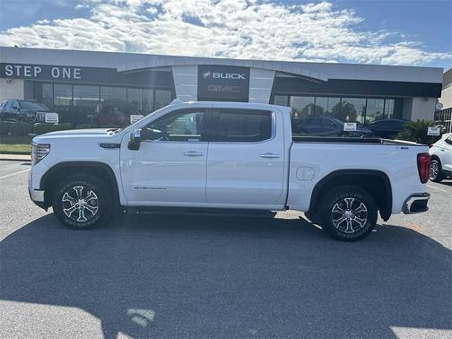2022 GMC Sierra 1500 SLT