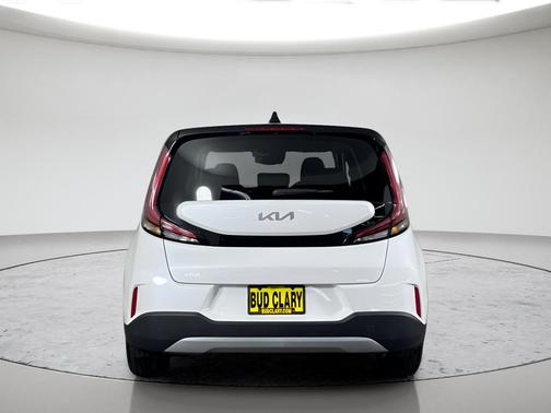 White 2023 Kia Soul S