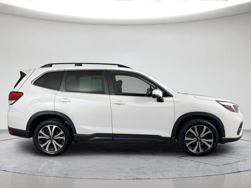 Crystal White Pearl 2020 Subaru Forester Limited