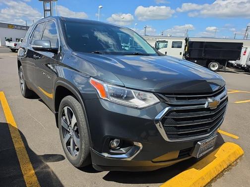 Gray 2020 Chevrolet Traverse LT Leather