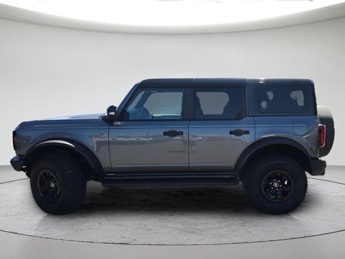 Gray 2024 Ford Bronco Wildtrak