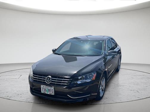 Black 2013 Volkswagen Passat 2.0 TDI SE