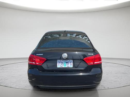 Black 2013 Volkswagen Passat 2.0 TDI SE