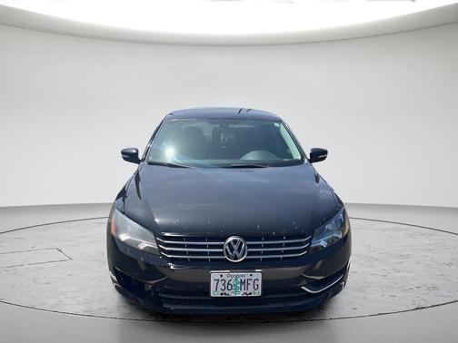 Black 2013 Volkswagen Passat 2.0 TDI SE
