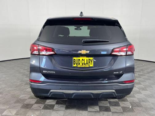 Gray 2022 Chevrolet Equinox 2LT