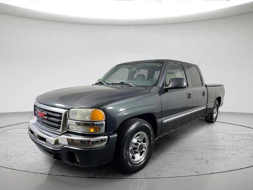 Gray 2003 GMC Sierra 1500 H/D