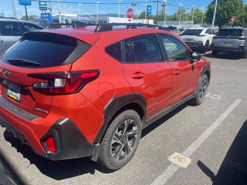 Sun Blaze Pearl 2024 Subaru Crosstrek Premium