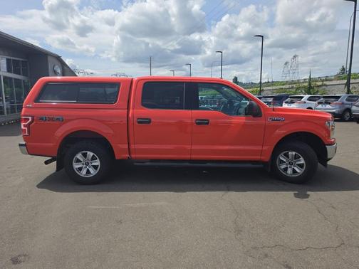 Red 2018 Ford F-150 XLT