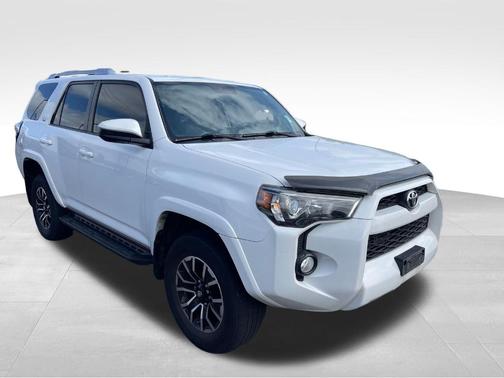 White 2014 Toyota 4Runner SR5