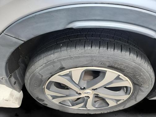 Ice Silver Metallic 2021 Subaru Outback Limited