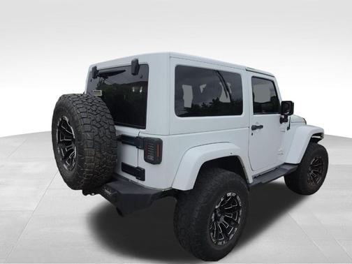 White 2017 Jeep Wrangler Sahara