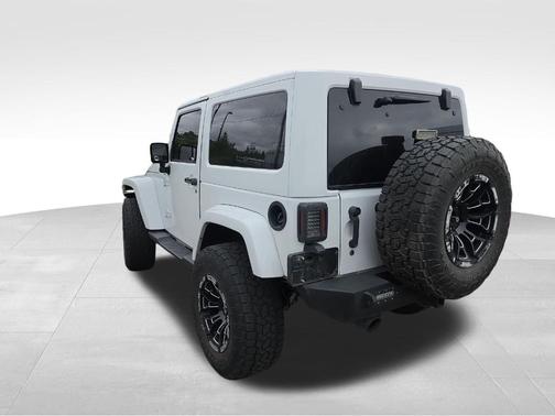 White 2017 Jeep Wrangler Sahara