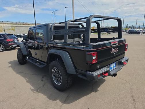 Black 2020 Jeep Gladiator Rubicon
