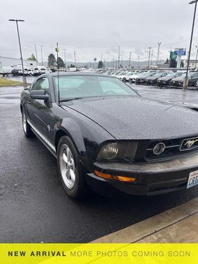 Black 2009 Ford Mustang V6