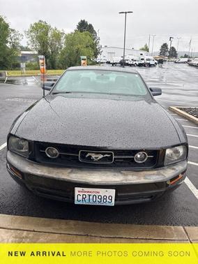 Black 2009 Ford Mustang V6