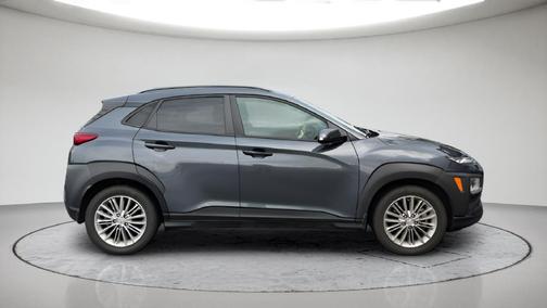 Gray 2021 Hyundai KONA SEL