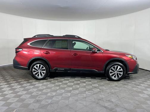 Crimson Red Pearl 2022 Subaru Outback Premium