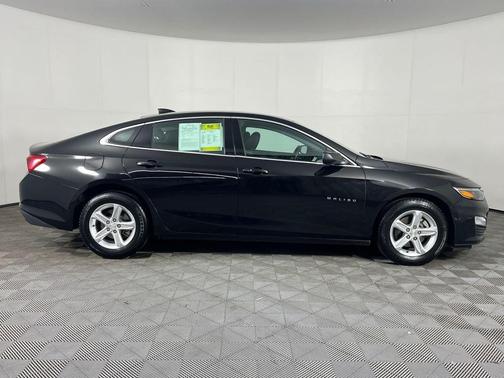 Black 2023 Chevrolet Malibu LT