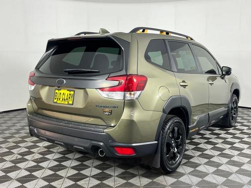 Autumn Green Metallic 2022 Subaru Forester Wilderness