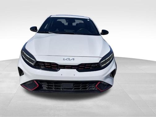 White 2024 Kia Forte GT