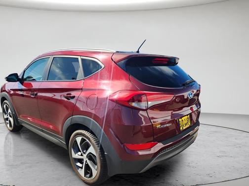 Ruby Wine 2016 Hyundai TUCSON Sport
