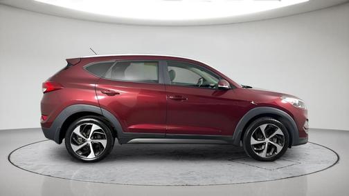 Ruby Wine 2016 Hyundai TUCSON Sport