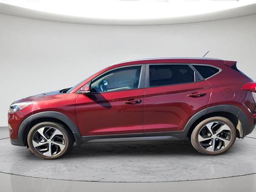 Ruby Wine 2016 Hyundai TUCSON Sport