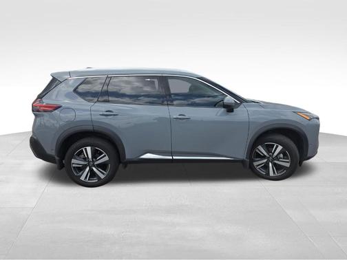 Boulder Gray Pearl 2023 Nissan Rogue SL