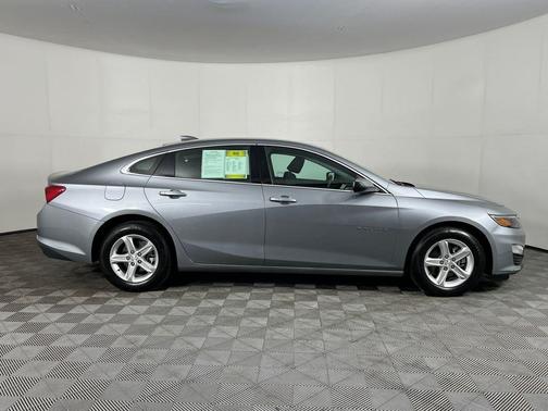 Gray 2024 Chevrolet Malibu LT