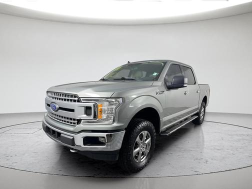 Green 2019 Ford F-150 XLT
