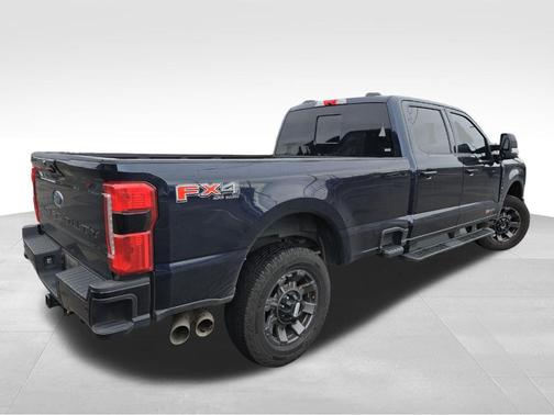 Blue 2023 Ford F-350 Lariat Super Duty