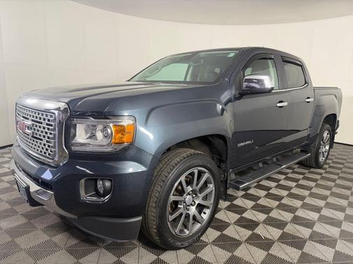 Gray 2019 GMC Canyon Denali