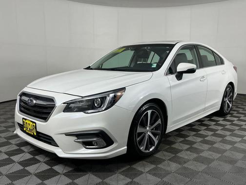 Crystal White Pearl 2019 Subaru Legacy 3.6R Limited