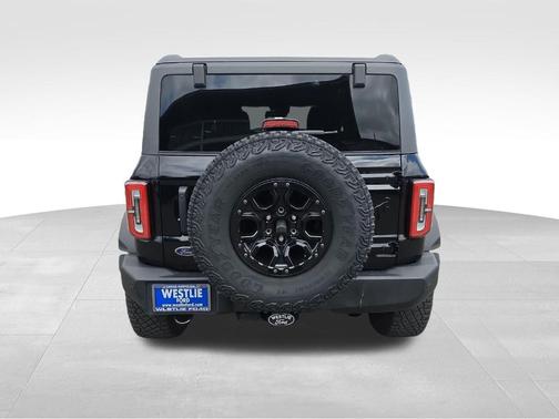 Black 2023 Ford Bronco Wildtrak