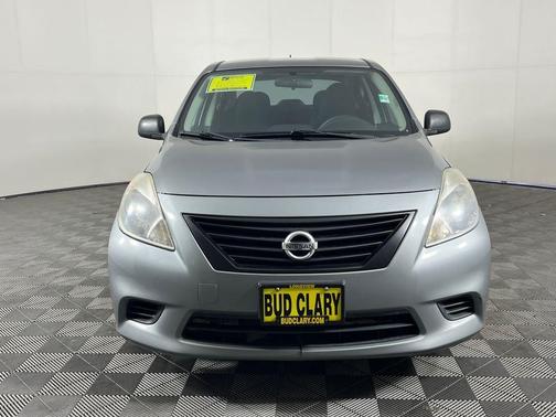 Magnetic Gray 2012 Nissan Versa 1.6 S