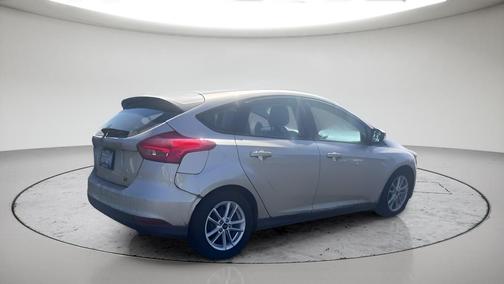 Gold 2018 Ford Focus SE